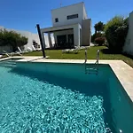 Villa Conilizate 12 Pax Piscina 300mts Playa *